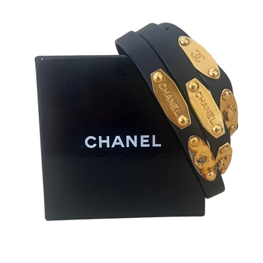 Chanel Black Leather Medallion Belt | Black & Gold 96P